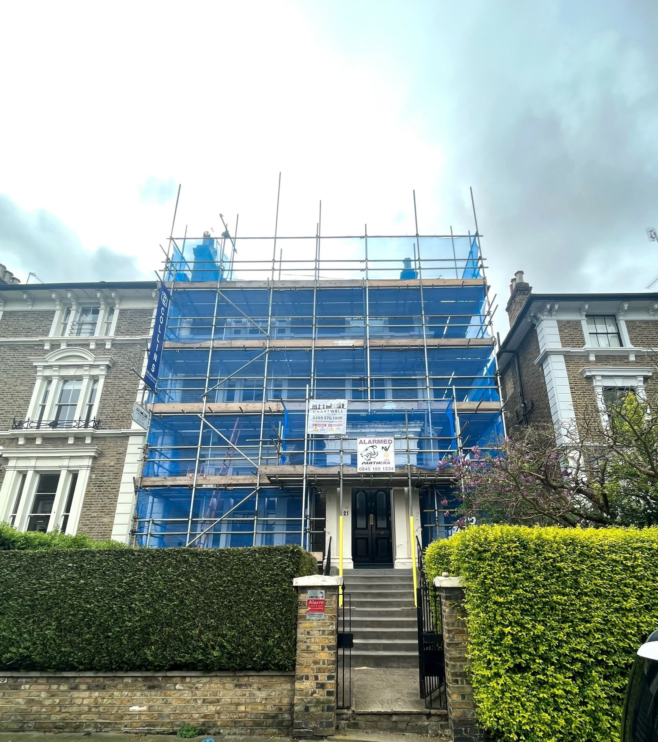 21 Carlton Hill scaffolding up