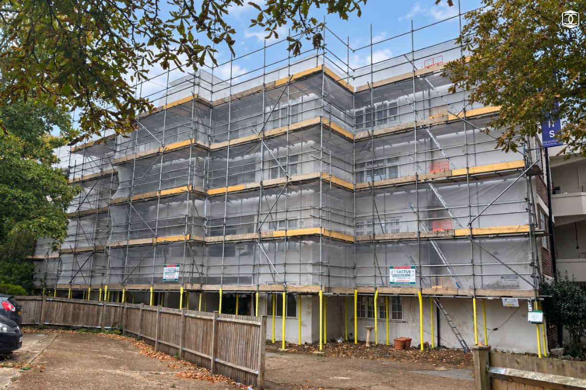 Moira Court (1)